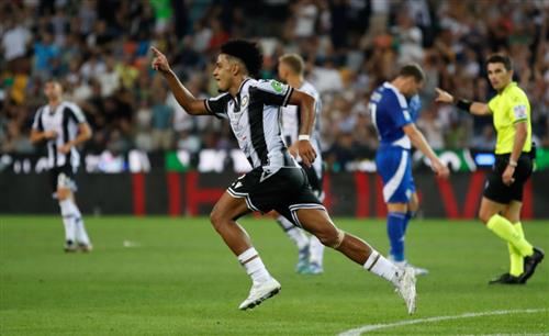 Udinese gegen Como