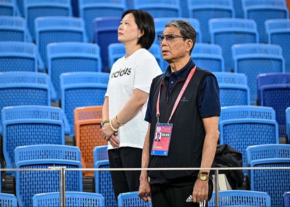 Xu Genbao: Ich bin dafür verantwortlich, dass die Männer-Fußballmannschaft von Shanghai nicht die Goldmedaille bei den Nationalspielen gewonnen hat, aber eine Bronzemedaille ist besser als keine Medaillen